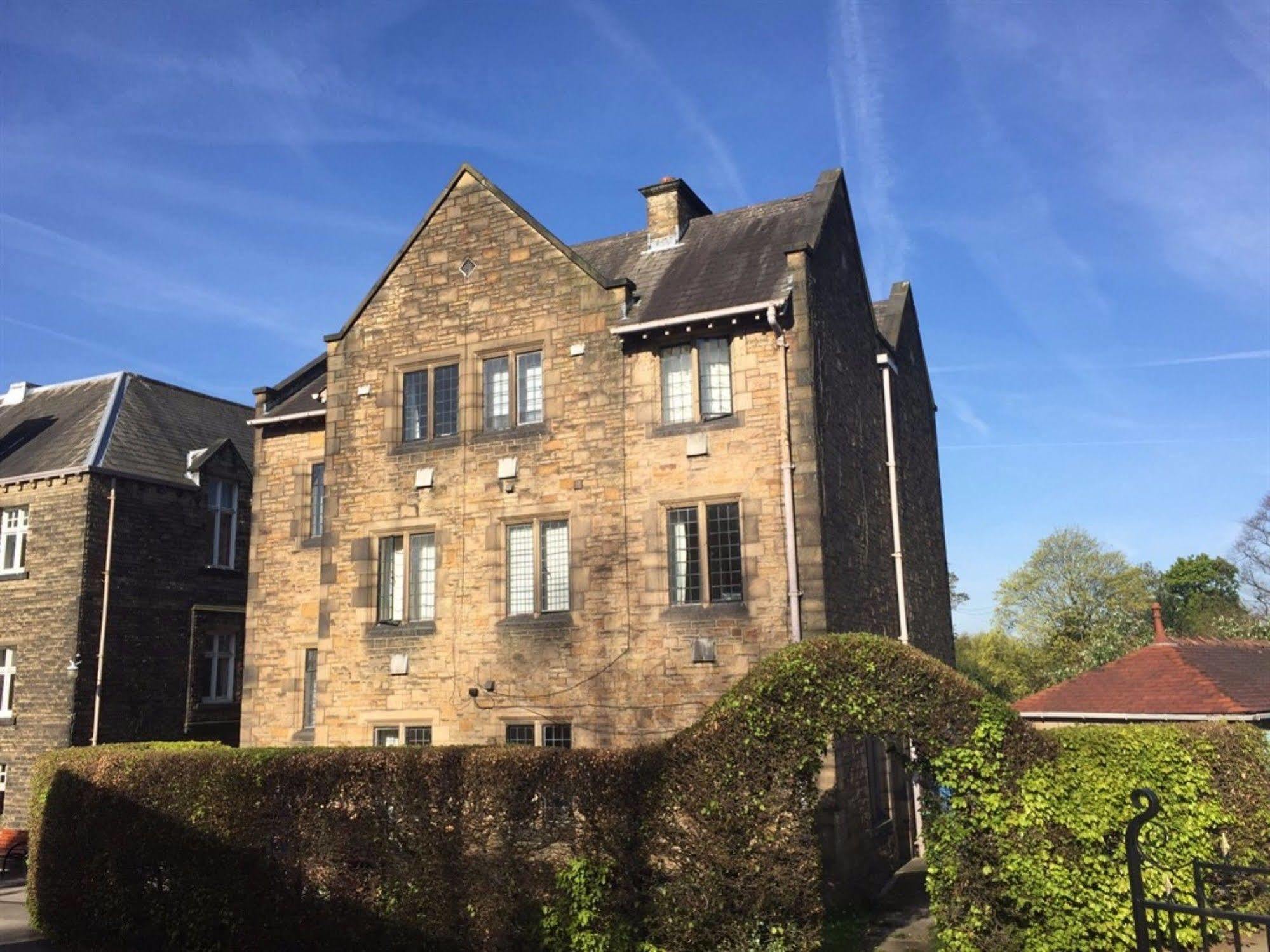 Mirfield Monastery B&B Exterior photo